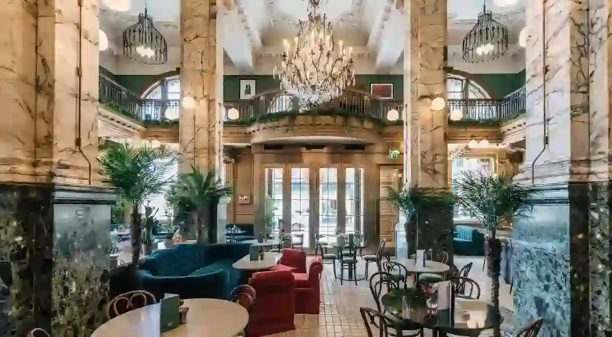 The Scotsman Hotel offers guests a luxurious stay in Edinburgh