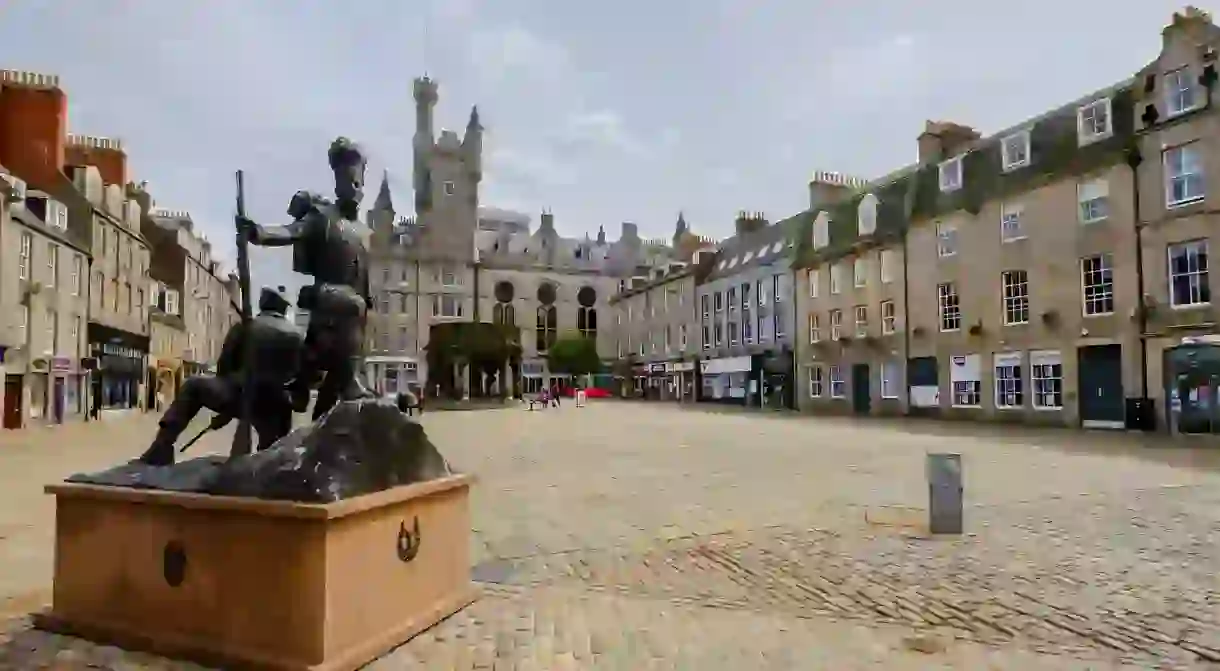 The Granite City of Aberdeen is flush with serviced apartment options in Georgian townhouses – for a remarkable stay in this culture capital