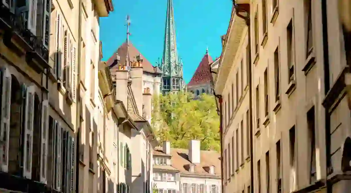 Geneva Old Town gives a glimpse into the citys medieval past