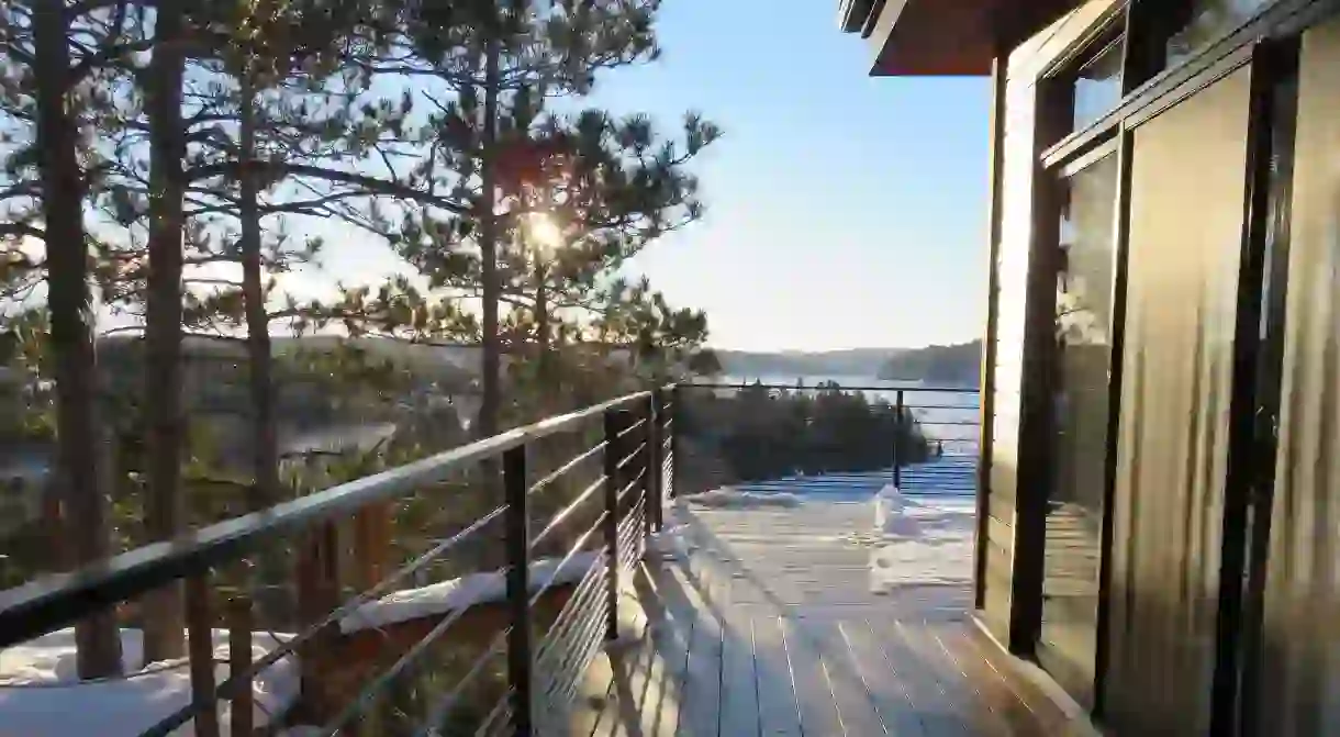 Gîte du Hauts des Arbres is a cozy treehouse-inspired B&B in Quebec