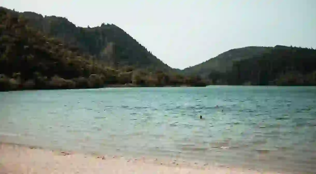 Lake Tikitapu is one of many lakes to explore in the Rotorua region