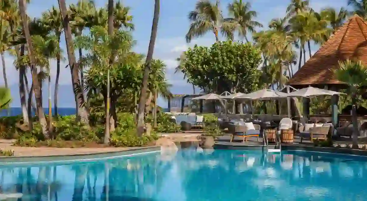 Get the best of both worlds with independent digs in Maui boasting all the amenities of the big resorts