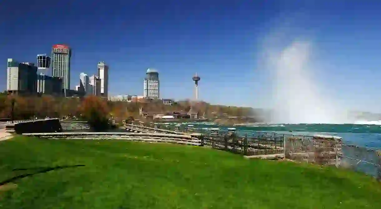 Theres plenty of green space around Niagara Falls to walk the dog