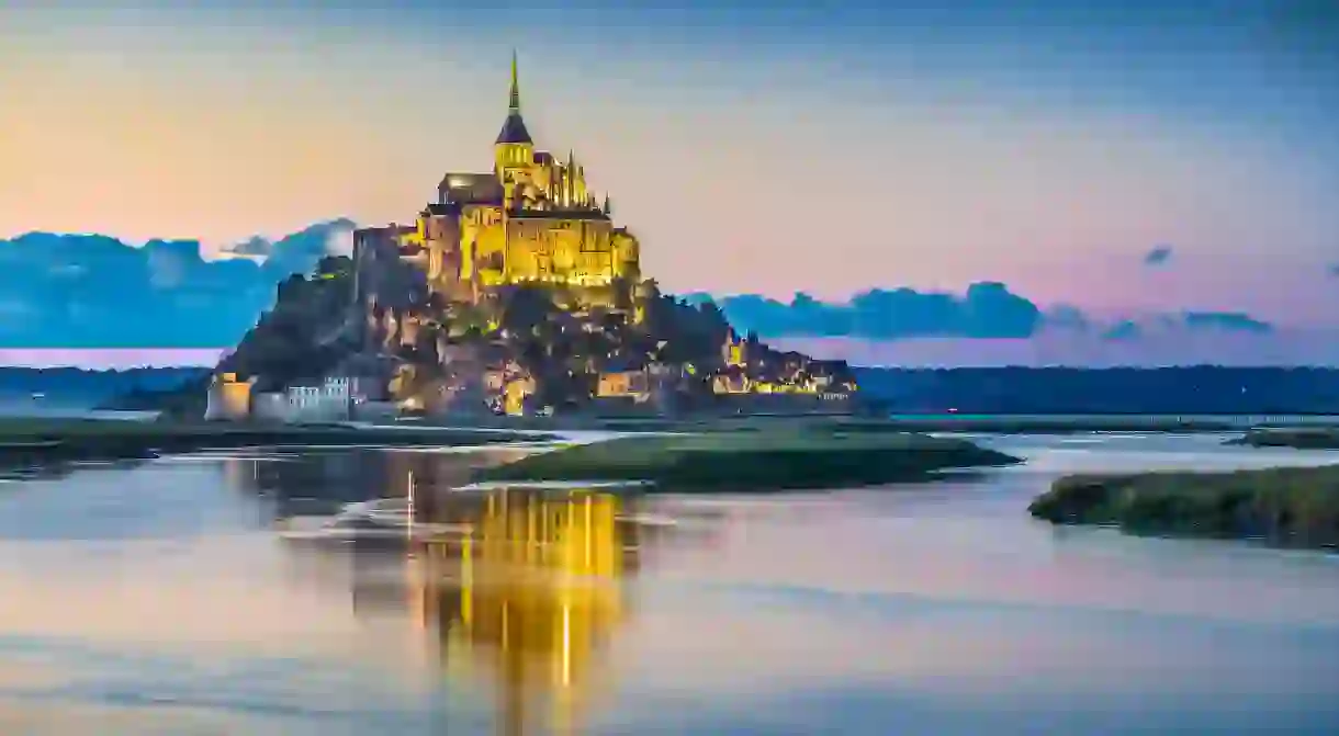 Spend a few days discovering Mont-Saint-Michel and the beautiful countryside surrounding it