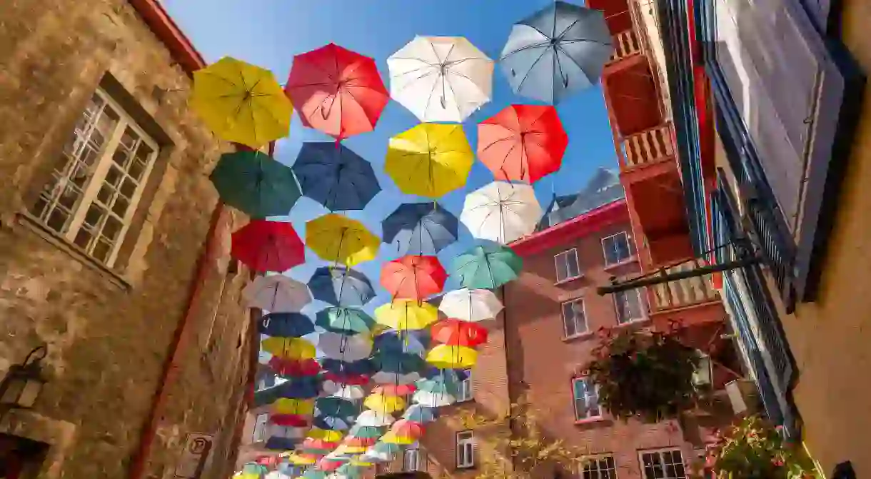 2A3968C The colorful canopy of Umbrella Alley in the Rue du Cul de Sac, Quebec City