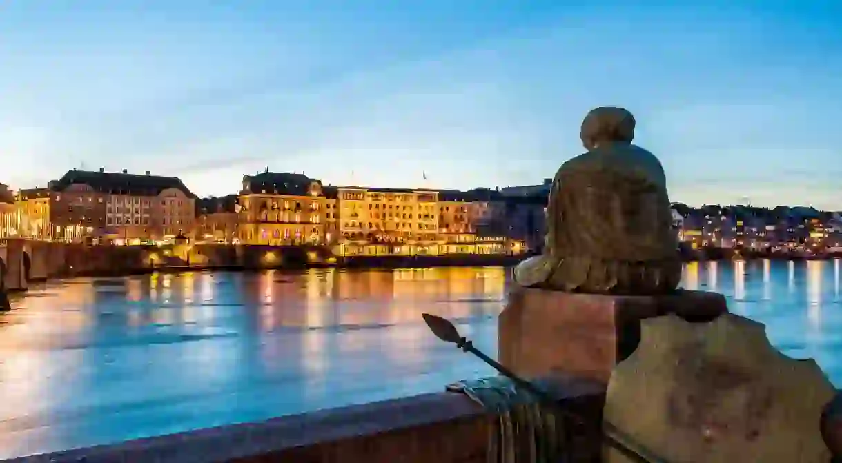 Les Trois Rois overlooks the Rhine, where you can soak up the cultural attractions of Basel