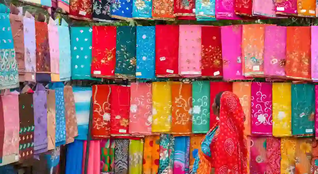 Saris make attractive souvenirs of India