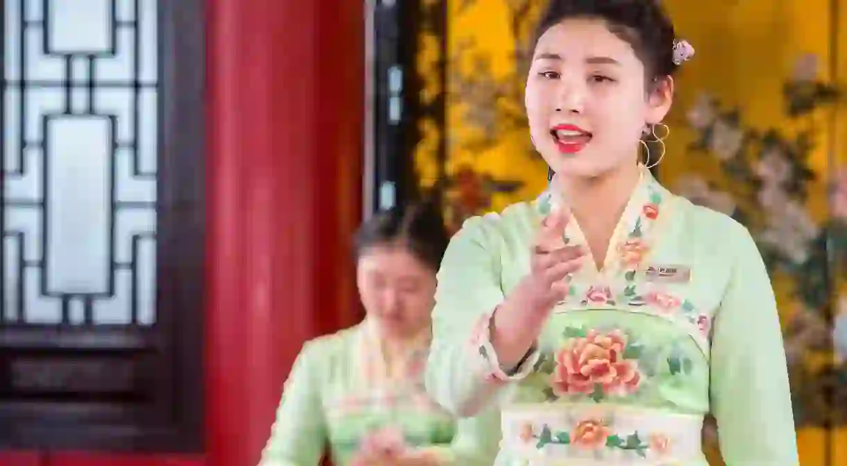 These old-school Chinese songs that have touched the hearts of many generations