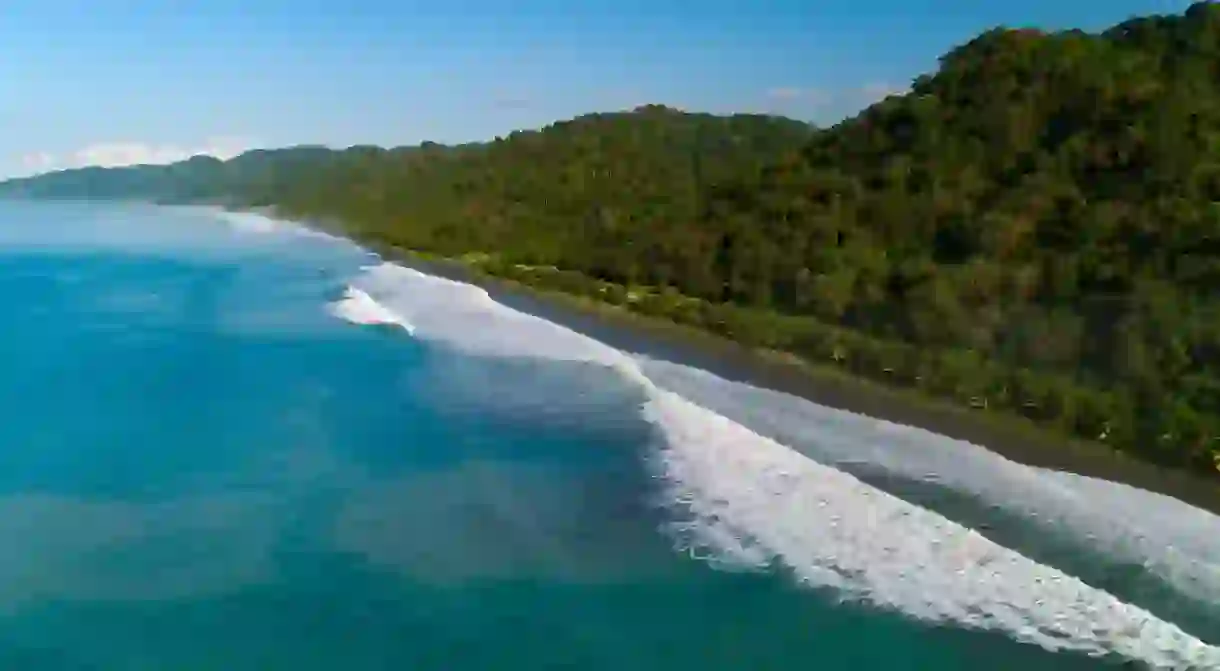 Explore the picturesque landscapes along your travels through the paradise that is Costa Rica