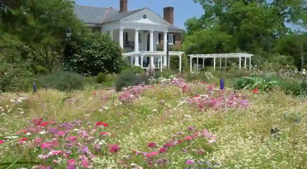 The oldest town in South Carolina, Charleston offers lots of scenic historical sights