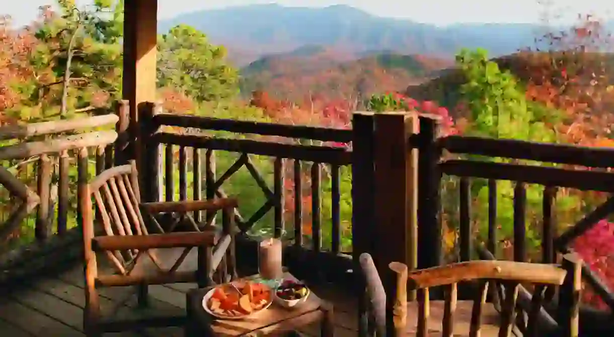 Pull up a chair at the Lodge at Buckberry Creek and marvel at the Great Smoky Mountains