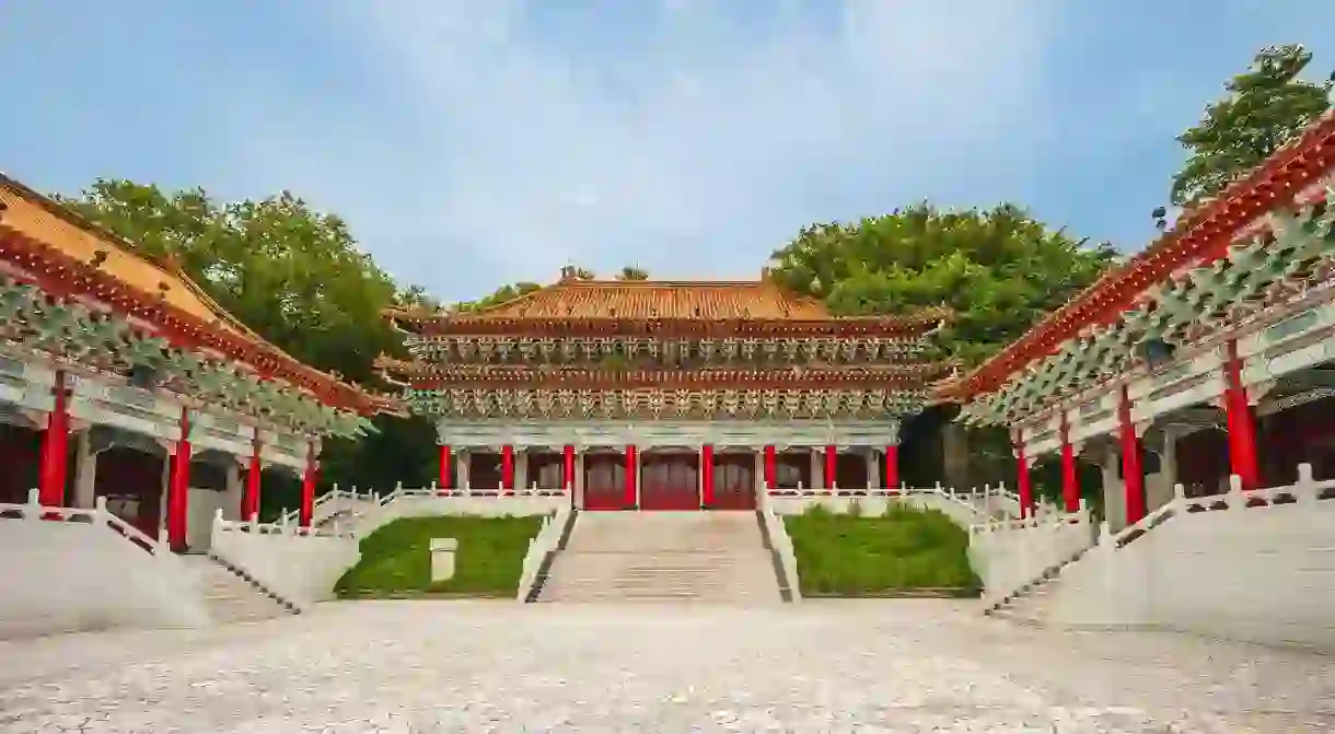 The National Revolutionary Martyrs Shrine in Hualien offers the chance to observe traditional architectural styles