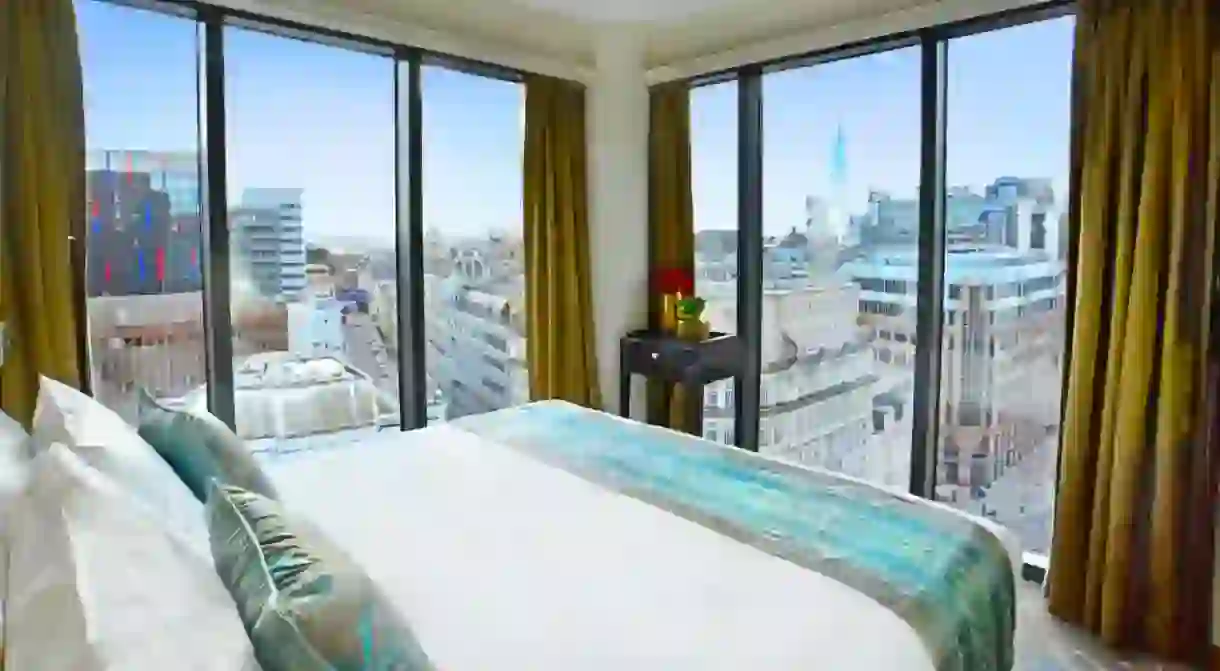 Dorsett City London features floor-to-ceiling windows and a divine view over the London skyline