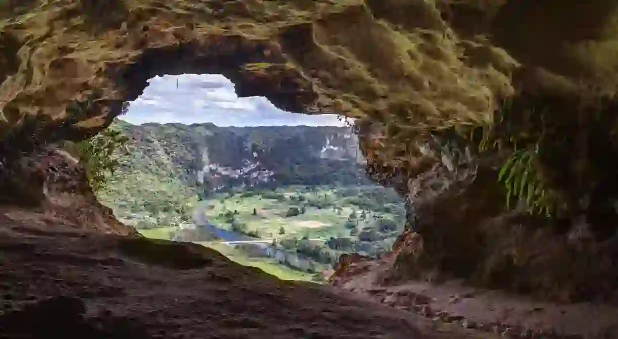 See the picturesque Río Grande de Arecibo valley than go spelunking at Cueva Ventana