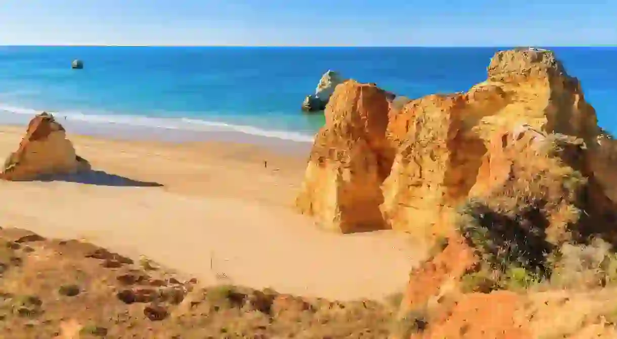 Praia da Rocha beach is home to the delicious Dolce Vita restaurant