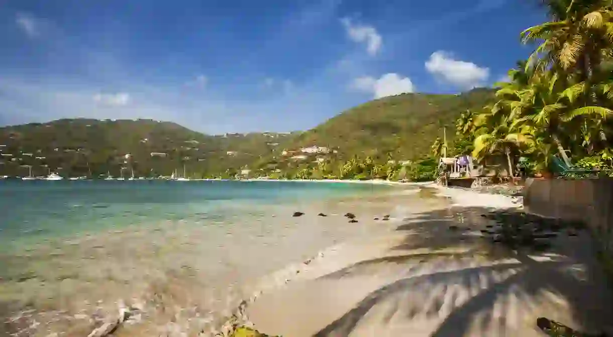 Across with its azure shores and gleaming sands, Tortola has some amazing waterside restaurants to enjoy