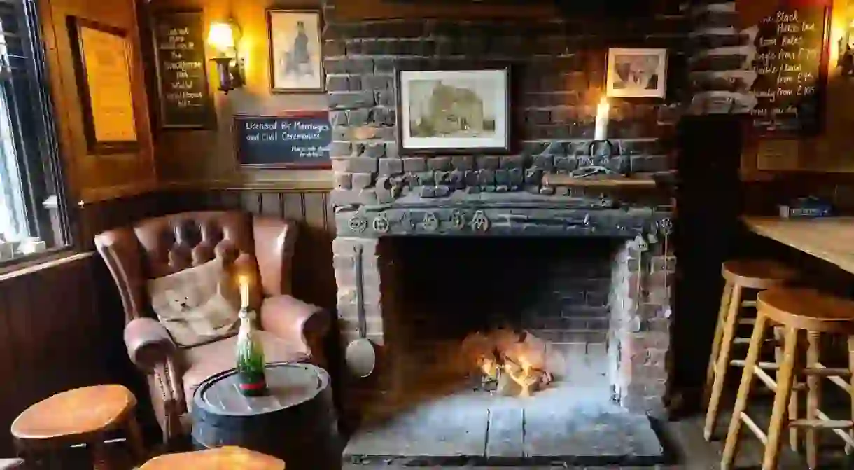 The Black Horse Inn is perfect for those who are looking for exposed brick walls and cosy fireplaces in a storied setting