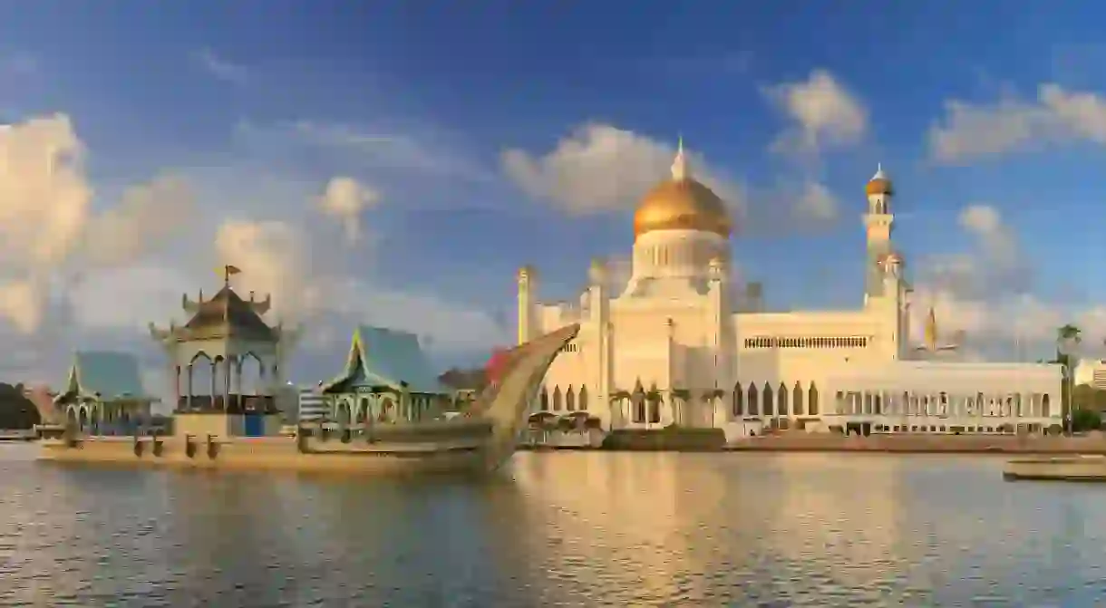 The Omar Ali Saifuddien Mosque is a symbol of Brunei