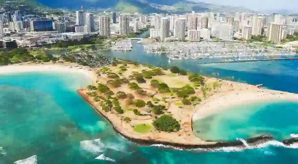 Hit the beach on your trip to Honolulu for a relaxing Hawaiian getaway