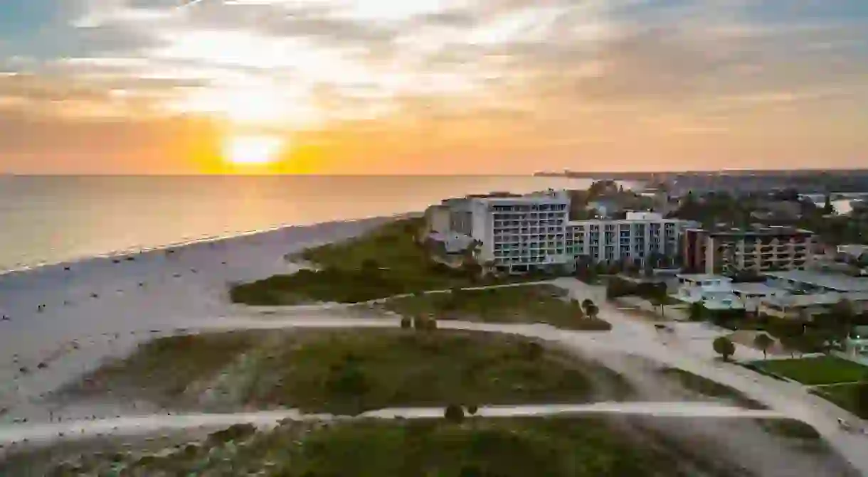 With a name like Treasure Island, its only right that your hotel is engulfed in the golden Floridian sunset come dusk