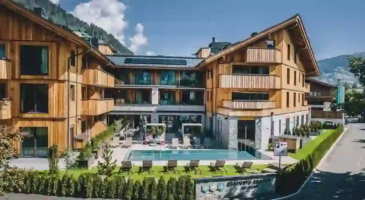 Elements Resort Zell am See is a modern alpine hotel with excellent facilities