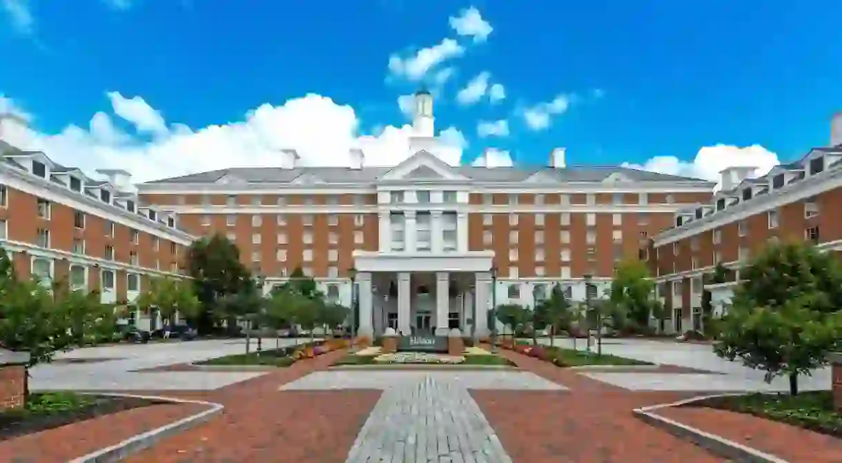 Hilton Columbus at Easton is set in a grand, imposing building and offers plush, classically designed rooms