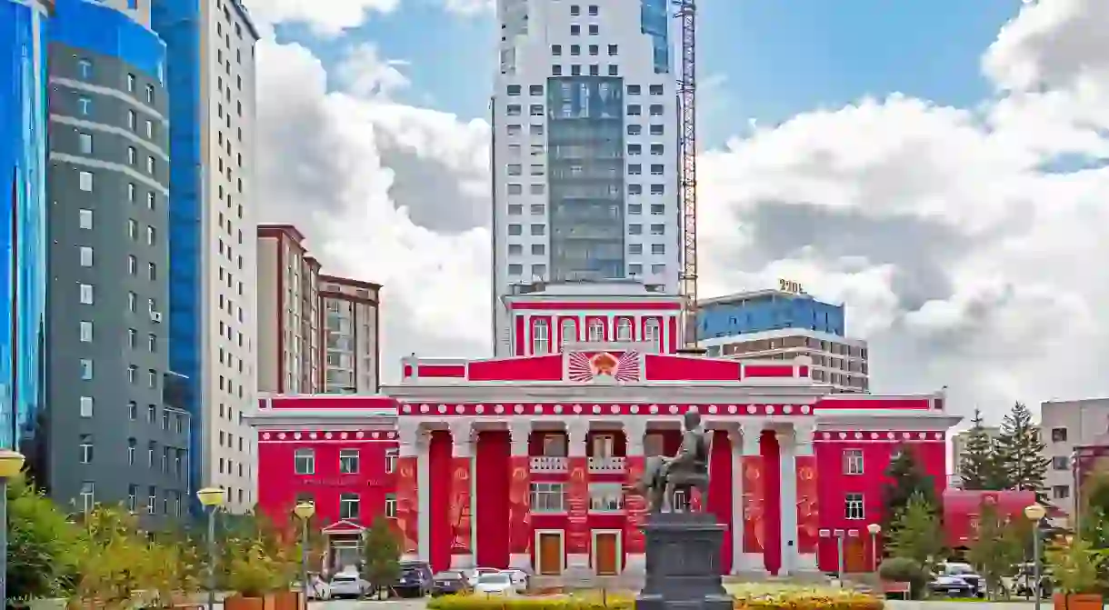 State Academic Theatre of Drama and statue of Yumjaagiin Tsedenbal in Ulaanbaatar