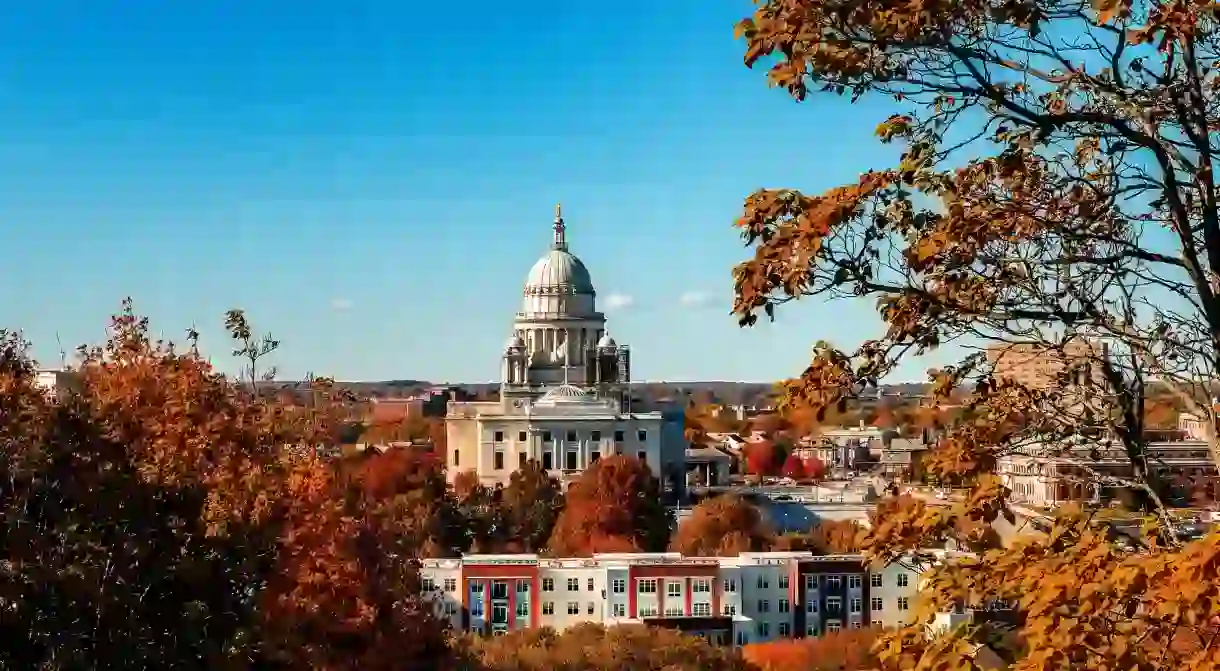 If your trip to the East Coast of America calls for a holiday house, Rhode Island has you covered