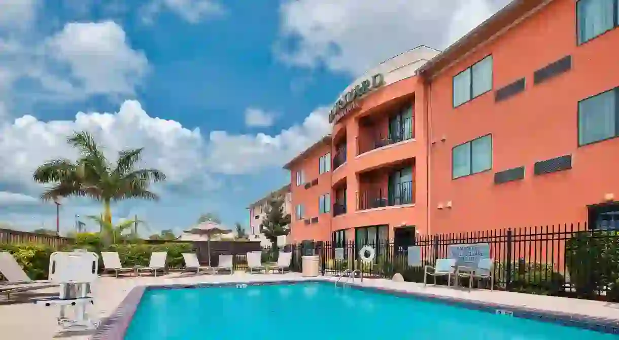 Courtyard Corpus Christi has a full range of on-site amenities, including an outdoor pool