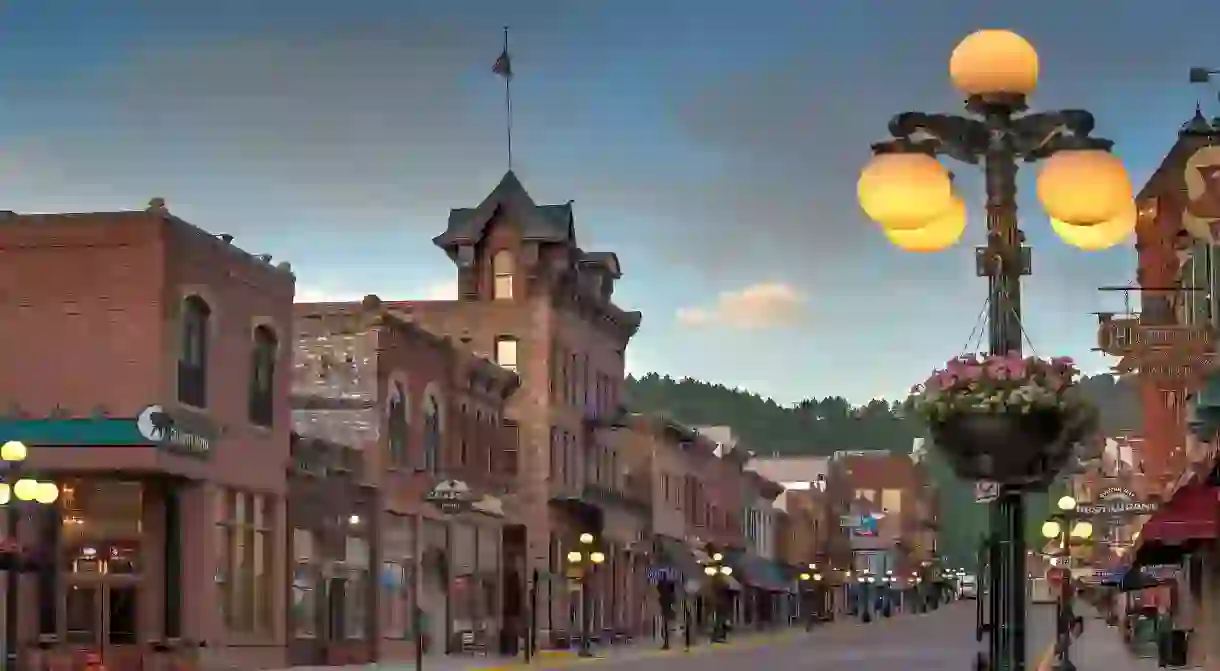 Deadwood attracts visitors thanks to a rich historical and cultural heritage