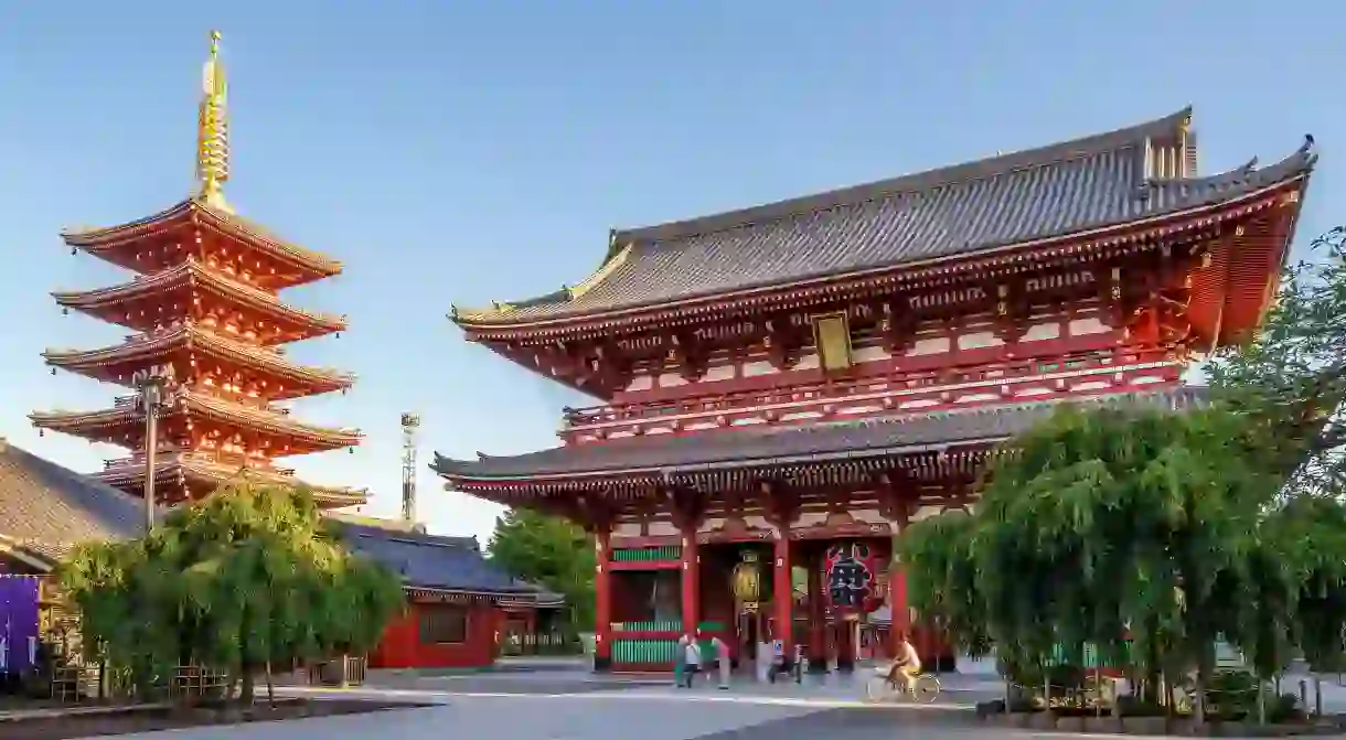 kaminarimon of sensoji in Asakusa, Tokyo, Japan