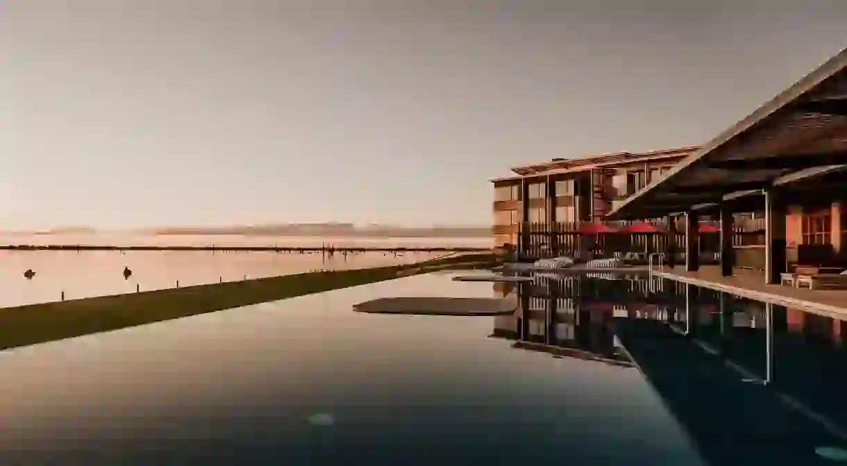 The Sebel Yarrawonga Silverwoods boasts a large, lakeside infinity pool