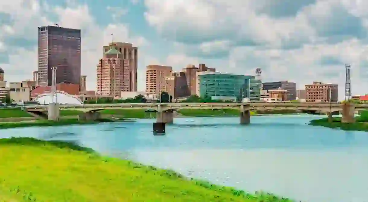 The Great Miami River runs through a river walk area in the River Scape of the Five Rivers Metroparks area of Dayton, Ohio, USA.