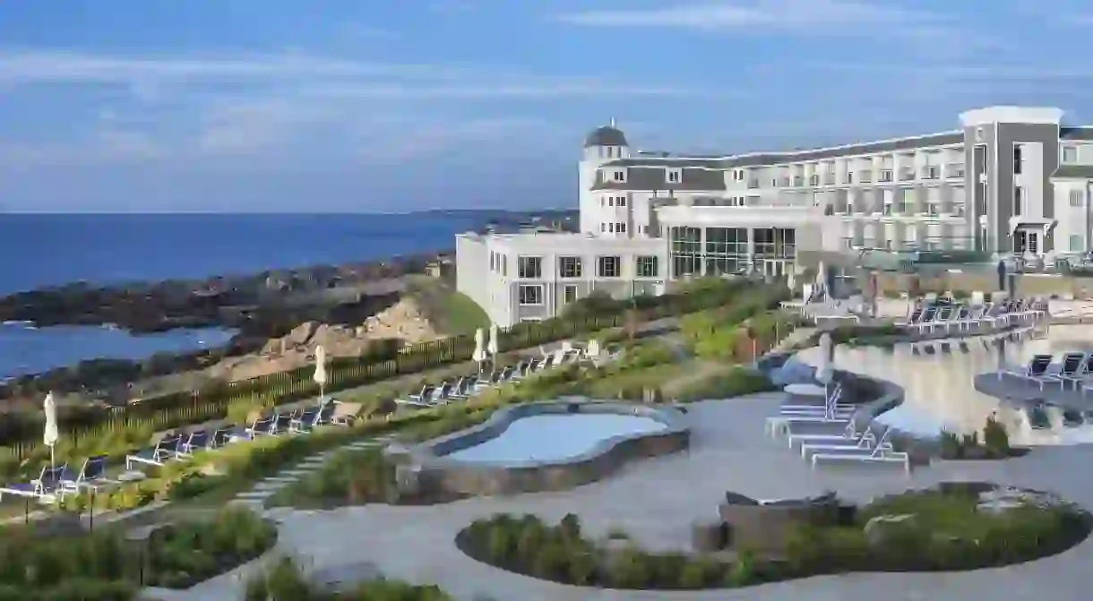 Enjoy a romantic getaway in Maine at the oceanfront Cliff House