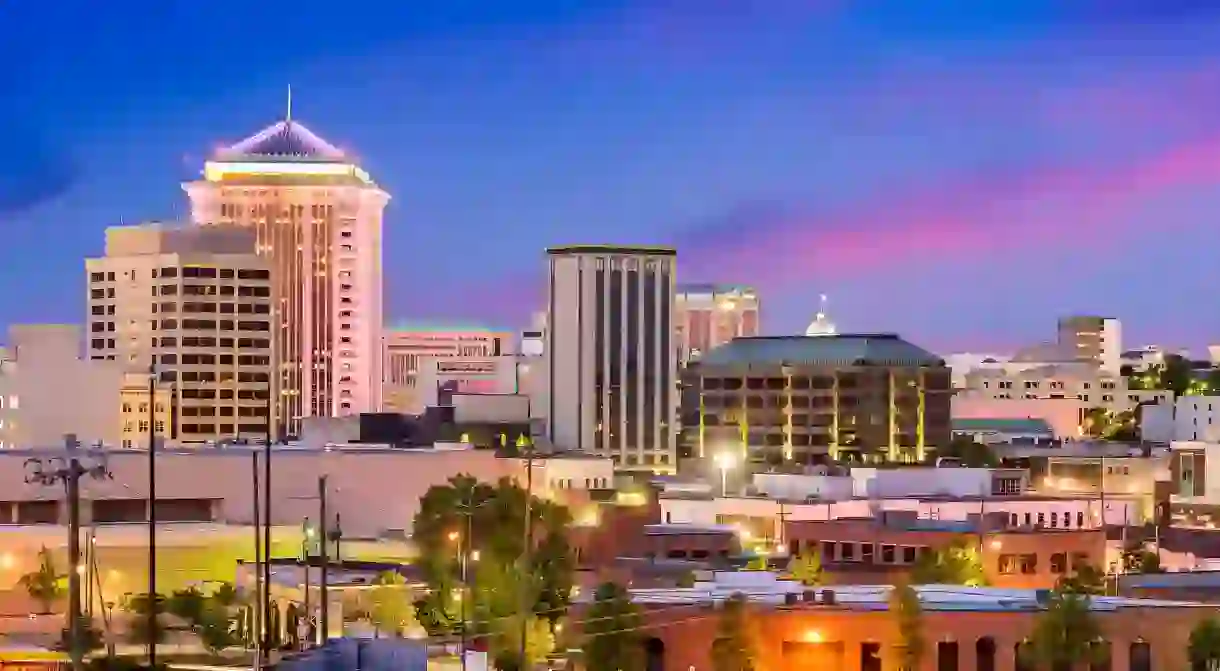 G2YDM4 Montgomery, Alabama, USA downtown skyline at night.