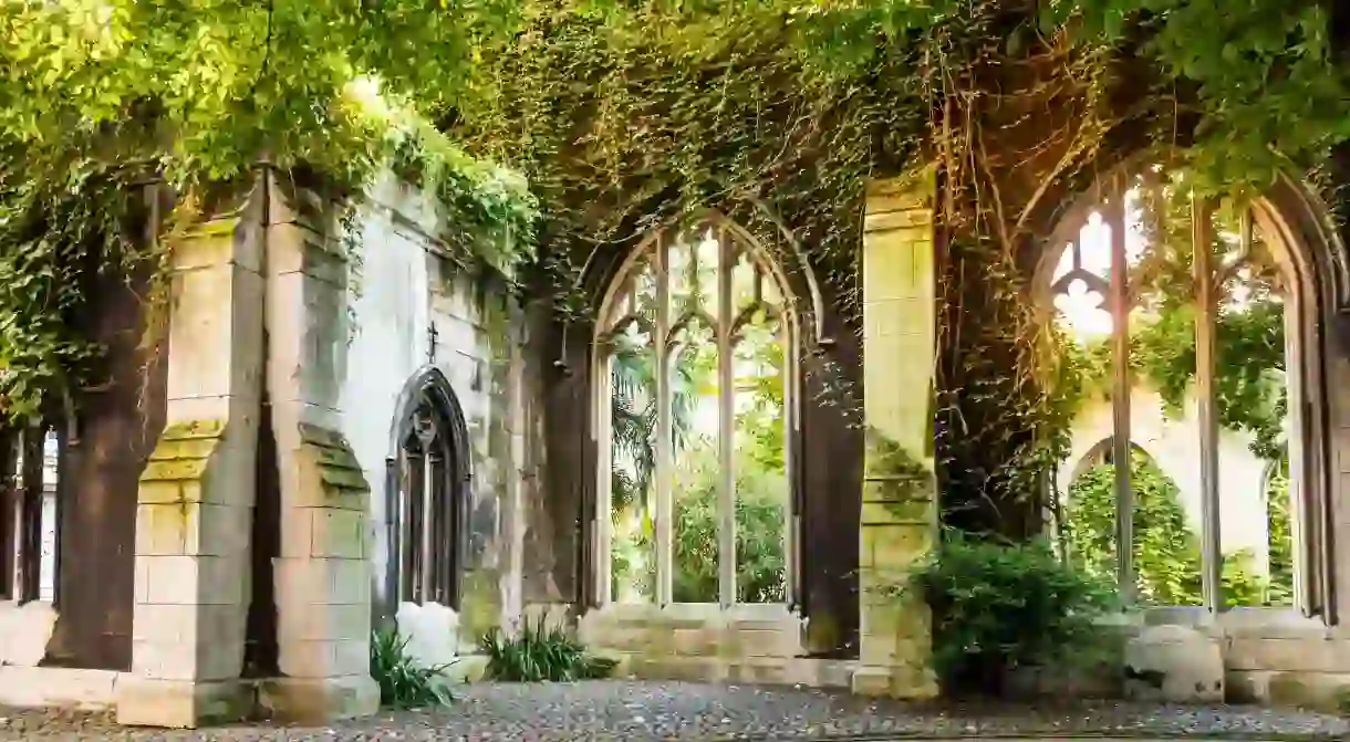 Ruin of St. Dunstan in the East Church Garden