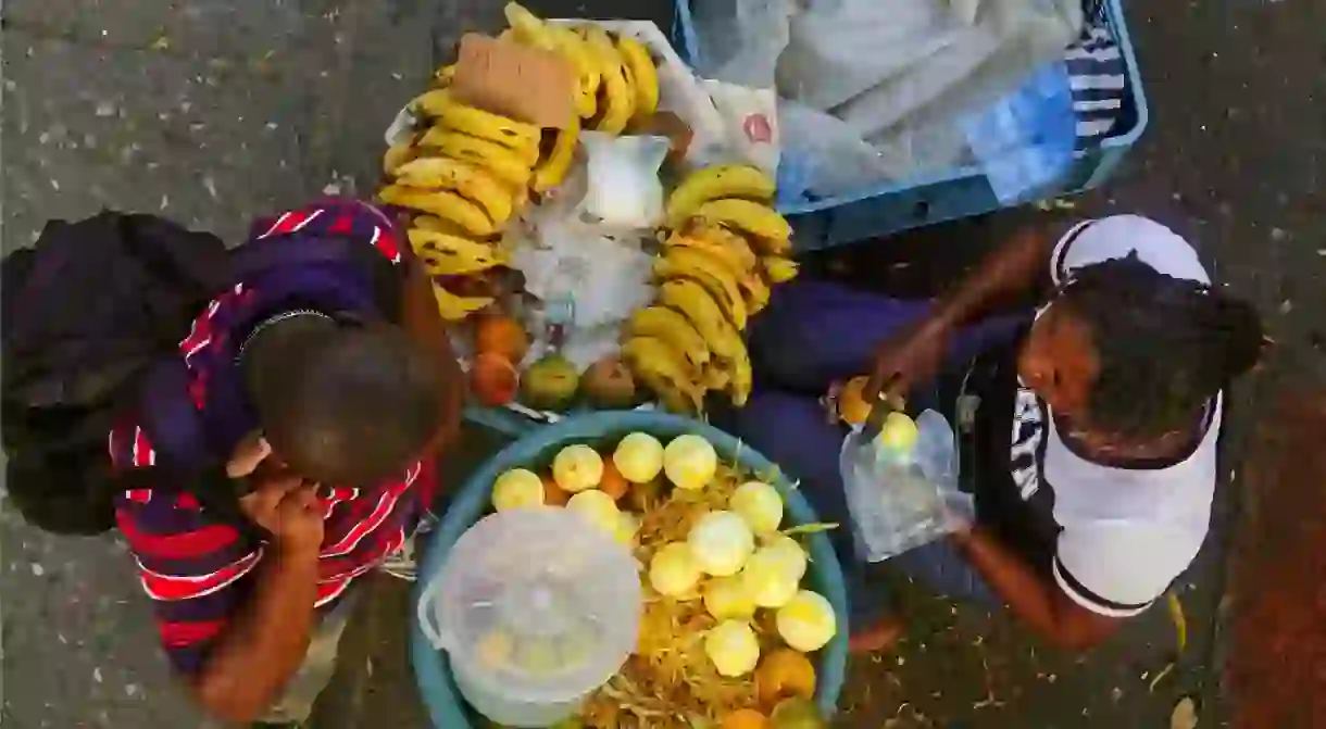 Street vendors and shoppers in Santo Domingo, Dominican Republic