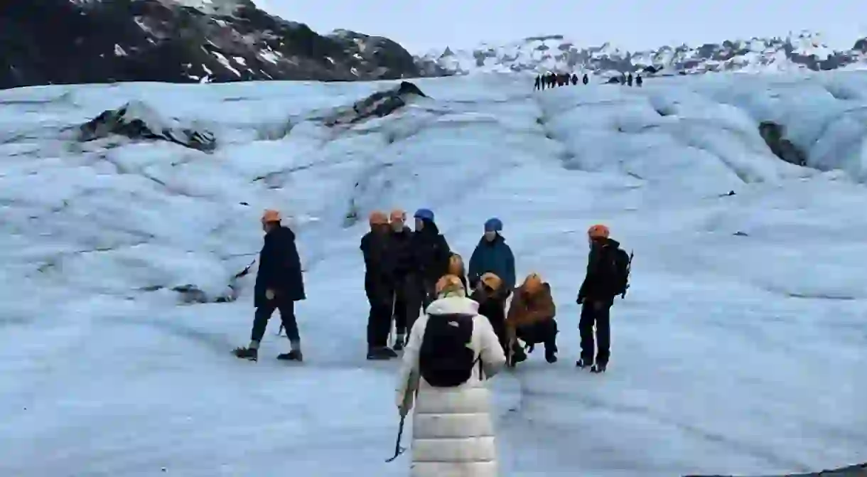 Sharing memories and experiences in Iceland. With a like-minded group, you will spend your time talking about the fun stuff and not dwell on your own worries.