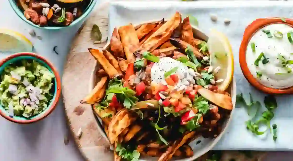 Sweet Potato Fries with Salad Bowl