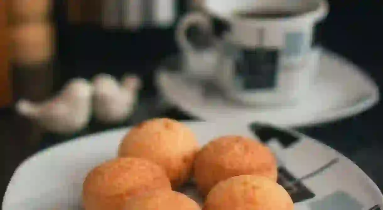 Pão de queijo (cheese bread)