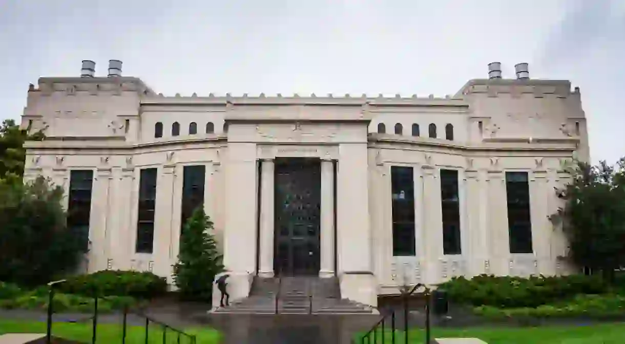 UC Berkeley Valley Life Building houses the Chan Shun Auditorium. Berkeley Valley Life Building houses the Chan Shun Auditorium.