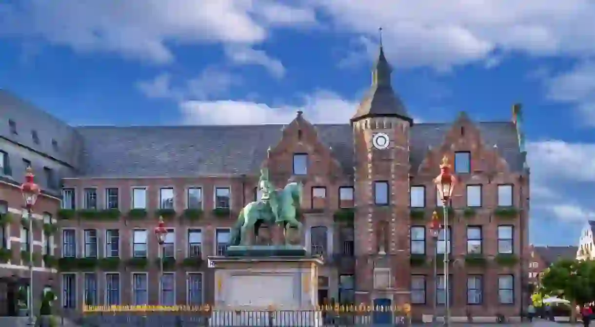 Town hall of Dusseldorf (Rathaus) with Jan Wellem Equestrian Statue, Germany