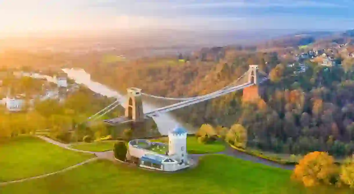 Clifton Suspension Bridge spanning the River Avon and linking Clifton and Leigh Woods