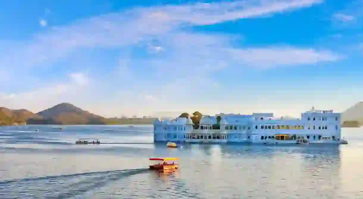 Taj Lake Palace on lake Pichola in Udaipur, Rajasthan, India.