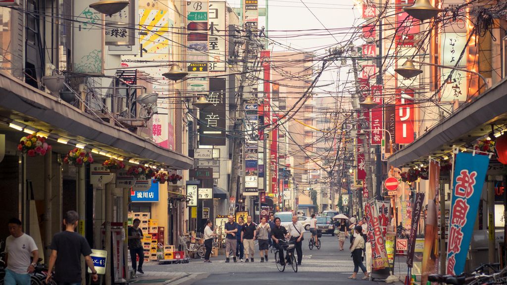 Hiroshima Oysters: Where To Eat The City's Famous Delicacy